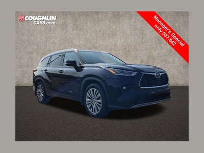 2022 Toyota Highlander Platinum