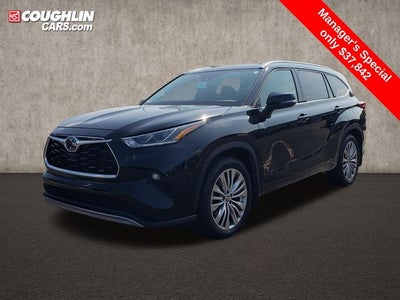 2022 Toyota Highlander Platinum