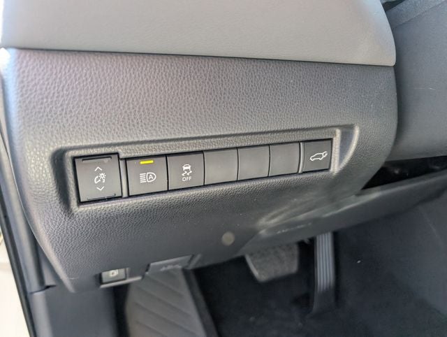 2023 Toyota Venza XLE