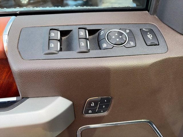 2017 Ford Super Duty F-450 DRW King Ranch