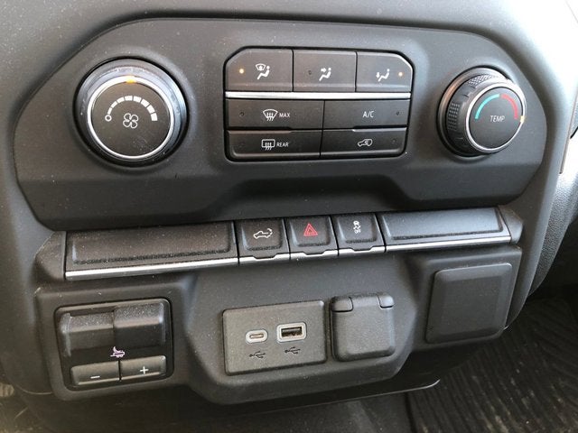 2021 Chevrolet Silverado 2500HD 4WD Double Cab 162" Custom