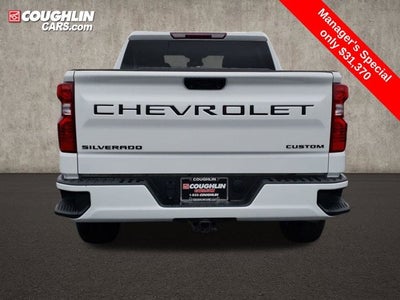 2023 Chevrolet Silverado 1500 4WD Crew Cab 147" Custom