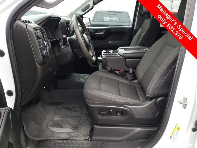 2023 Chevrolet Silverado 1500 4WD Crew Cab 147" Custom