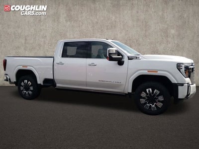 2025 GMC Sierra 2500HD Denali