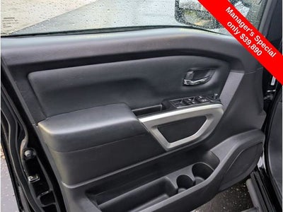 2024 Nissan Titan SV