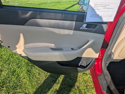 2016 Hyundai SONATA 2.4L SE