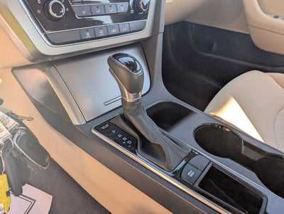 2016 Hyundai SONATA 2.4L SE