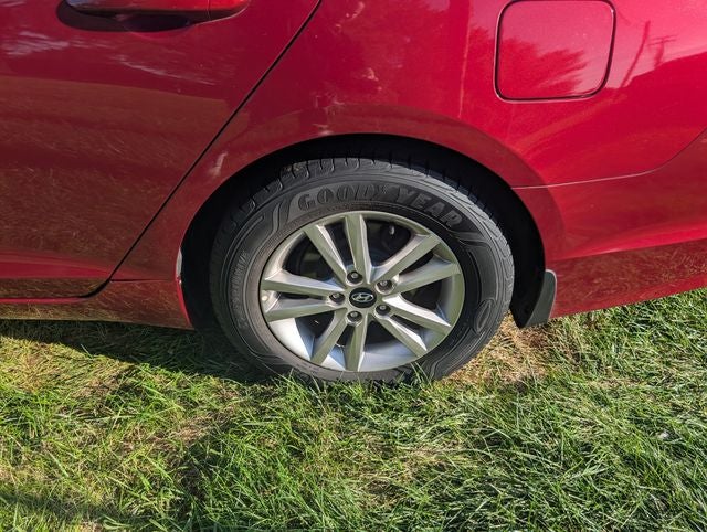 2016 Hyundai SONATA 2.4L SE
