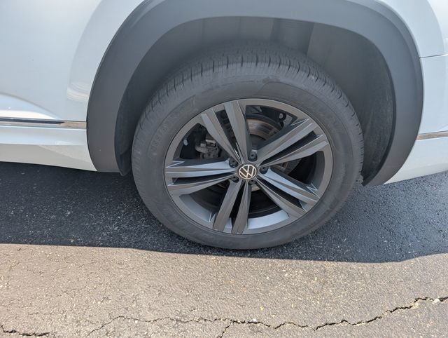 2021 Volkswagen Atlas 3.6L V6 SE w/Technology R-Line