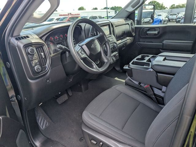 2026 Chevrolet Silverado 2500HD Custom