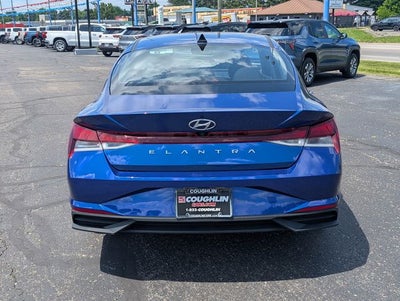 2023 Hyundai ELANTRA SEL