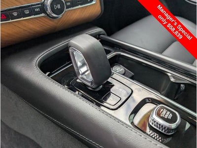 2025 Volvo XC90 Plug-In Hybrid Plus