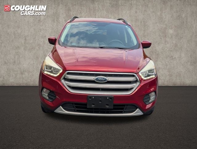 Used 2017 Ford Escape SE with VIN 1FMCU0GD5HUE14479 for sale in Heath, OH