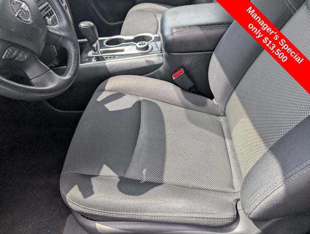 2019 Nissan Pathfinder SV