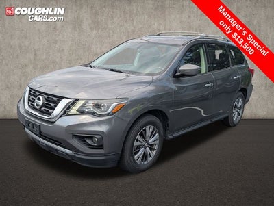 2019 Nissan Pathfinder SV