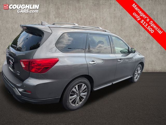 2019 Nissan Pathfinder SV