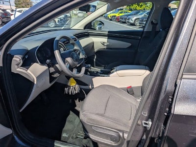 2024 Hyundai TUCSON SE