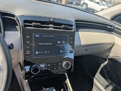 2024 Hyundai TUCSON SE