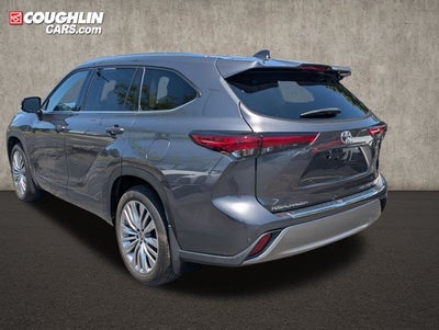 2023 Toyota Highlander Platinum
