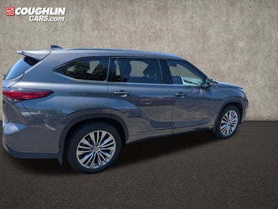 2023 Toyota Highlander Platinum