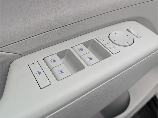 2026 Hyundai KONA SE AWD