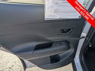 2025 Hyundai KONA SEL