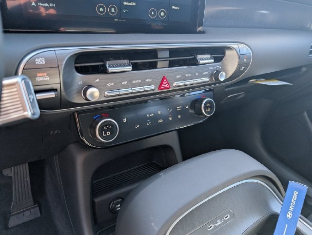 2027 Hyundai PALISADE SEL 7 Passenger