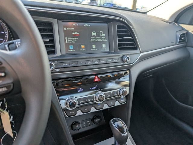 2020 Hyundai ELANTRA SEL