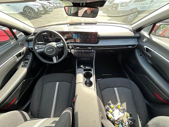 2025 Hyundai SONATA HYBRID SEL