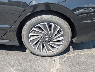 2026 Hyundai SONATA HYBRID SEL