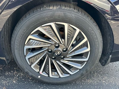 2026 Hyundai SONATA HYBRID Limited