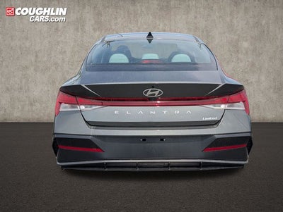 2025 Hyundai ELANTRA Limited