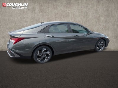 2025 Hyundai ELANTRA Limited