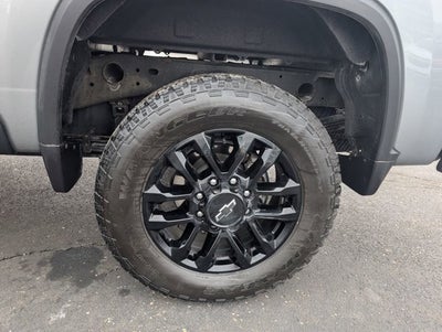 2025 Chevrolet Silverado 2500HD 4WD Crew Cab 159" Custom