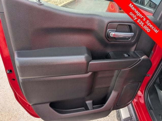 2023 Chevrolet Silverado 1500 4WD Crew Cab 147" Custom