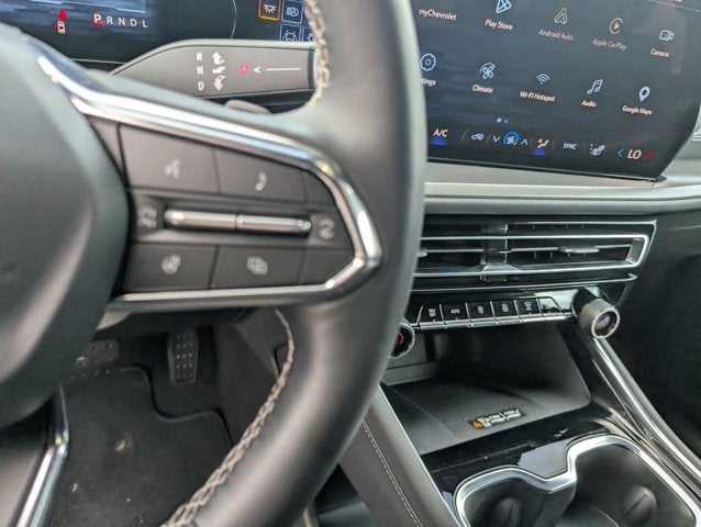 2026 Chevrolet Traverse AWD LT