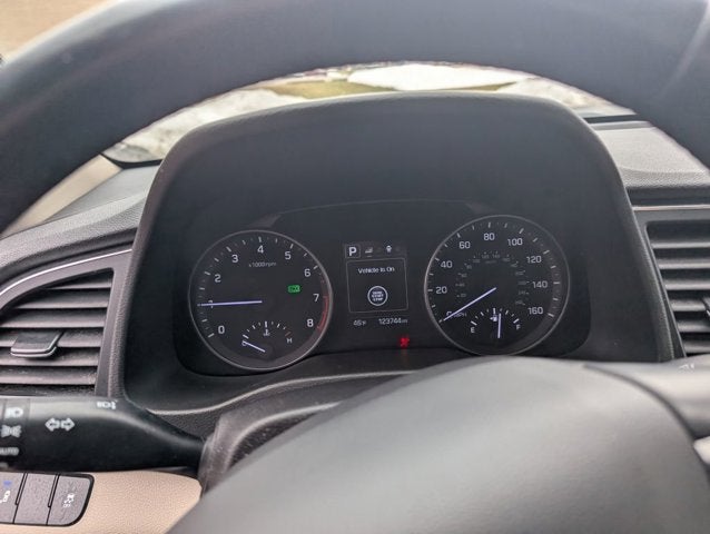 2017 Hyundai ELANTRA Limited