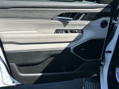 2023 Jeep Wagoneer L Series III
