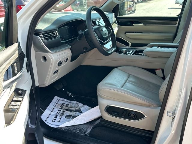 2023 Jeep Wagoneer L Series III