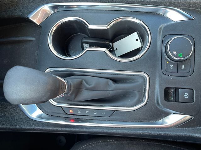 2024 Chevrolet Traverse Limited LT Cloth