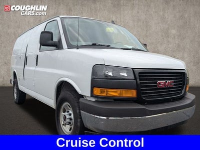 2022 GMC Savana 2500 Work Van