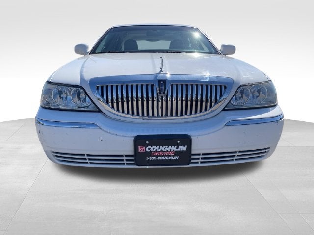 2007 Lincoln Town Car Signature Limited