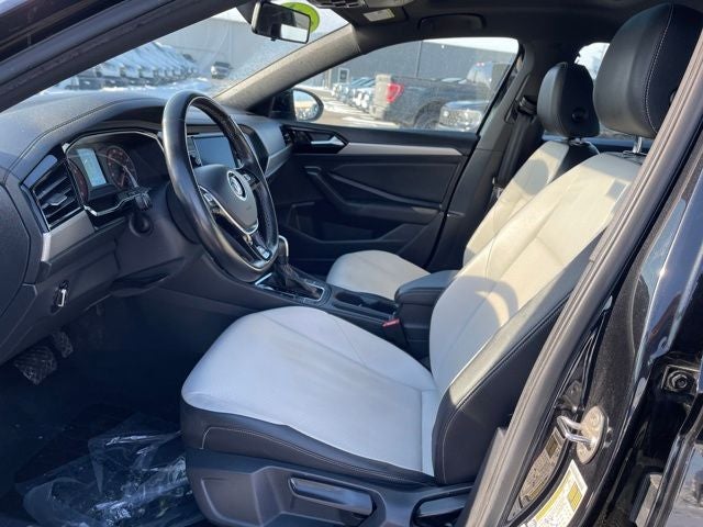 2021 Volkswagen Jetta R-Line