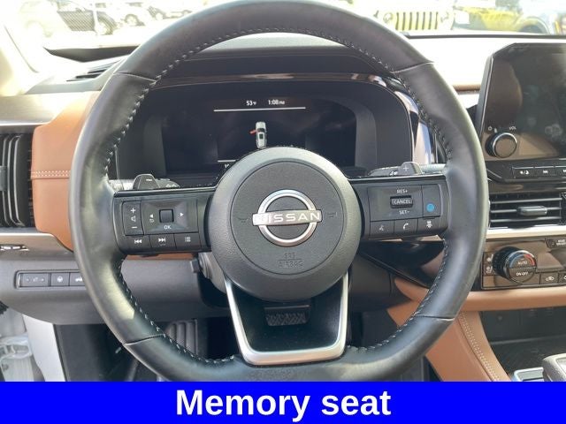 2025 Nissan Pathfinder Platinum