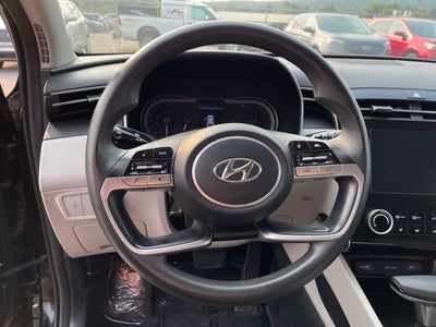 2022 Hyundai TUCSON SE