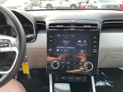 2022 Hyundai TUCSON SE