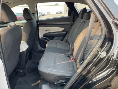 2022 Hyundai TUCSON SE