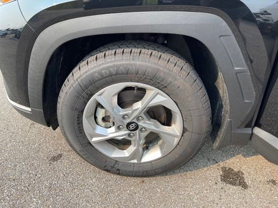 2022 Hyundai TUCSON SE