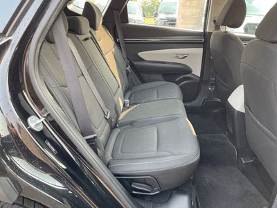 2022 Hyundai TUCSON SE