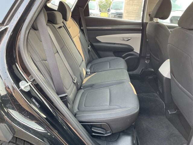 2022 Hyundai TUCSON SE